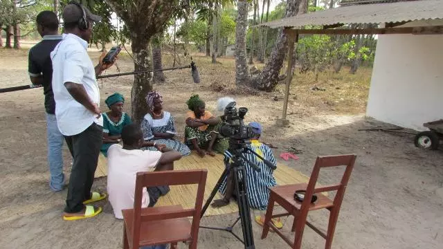 ELAR Project team from SOAS recording stories in Katoufoura