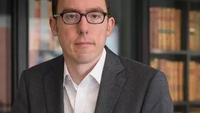 Photo of Dr. Torsten Reimer